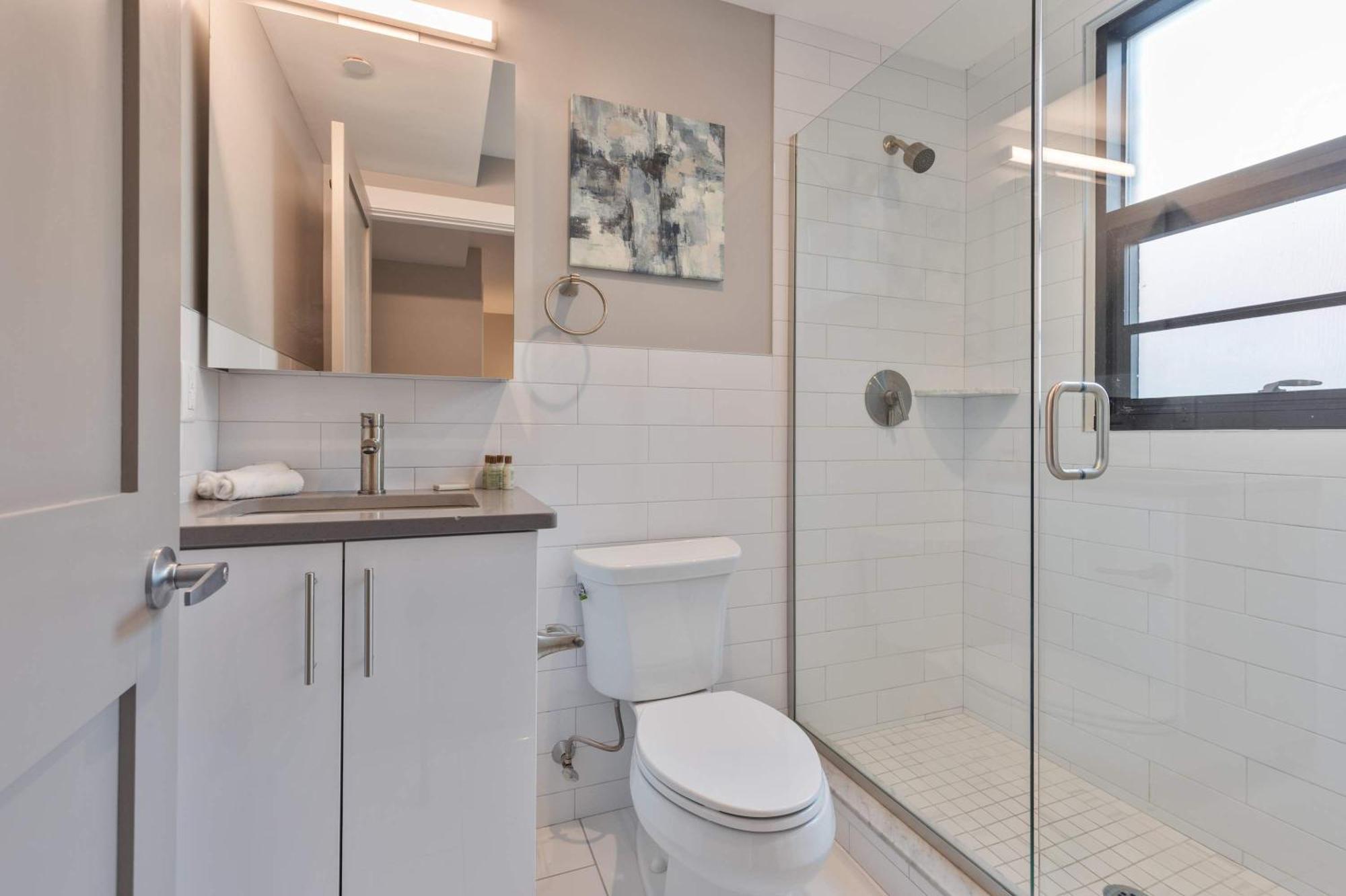 Chic North End Escape Near Waterfront